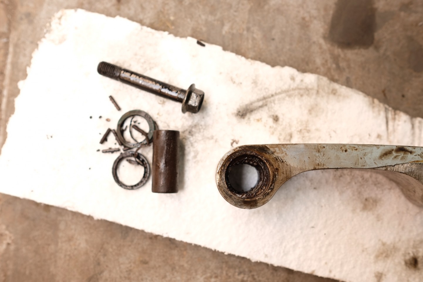 Rear suspension linkage squeaking! page 2 Suspension Honda CB500X