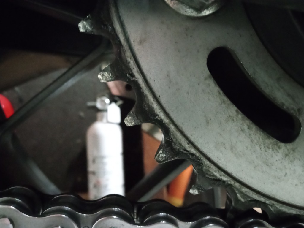 Sprocket and chain life with gear oil Maintenance and Servicing Honda CB500X